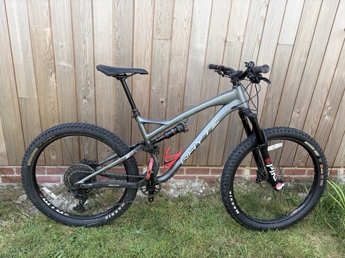 Whyte 140 full - s, suspension