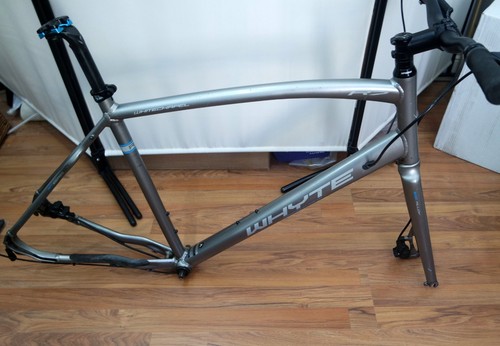 Whyte commuter hybrid - r7,